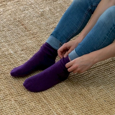 CHAUSSETTES EN LAINE AVEC ANGORA VIOLET TAILLE 37-40
