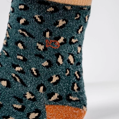 CHAUSSETTES LÉOPARD VERT ET CAMEL EN COTON PEIGNÉ Taille 37-40